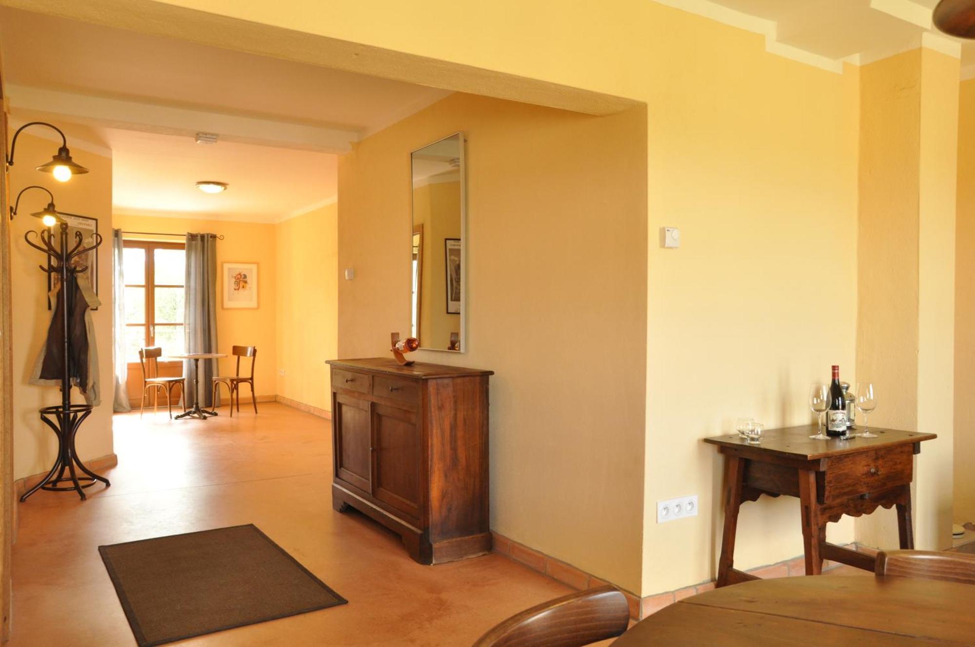Vinauberge Poilhes Екстериор снимка