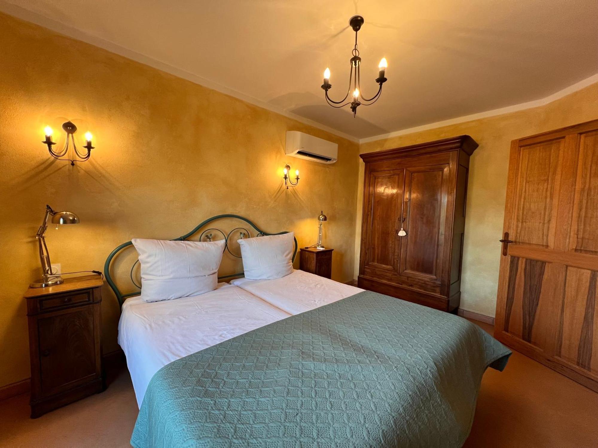 Vinauberge Poilhes Екстериор снимка